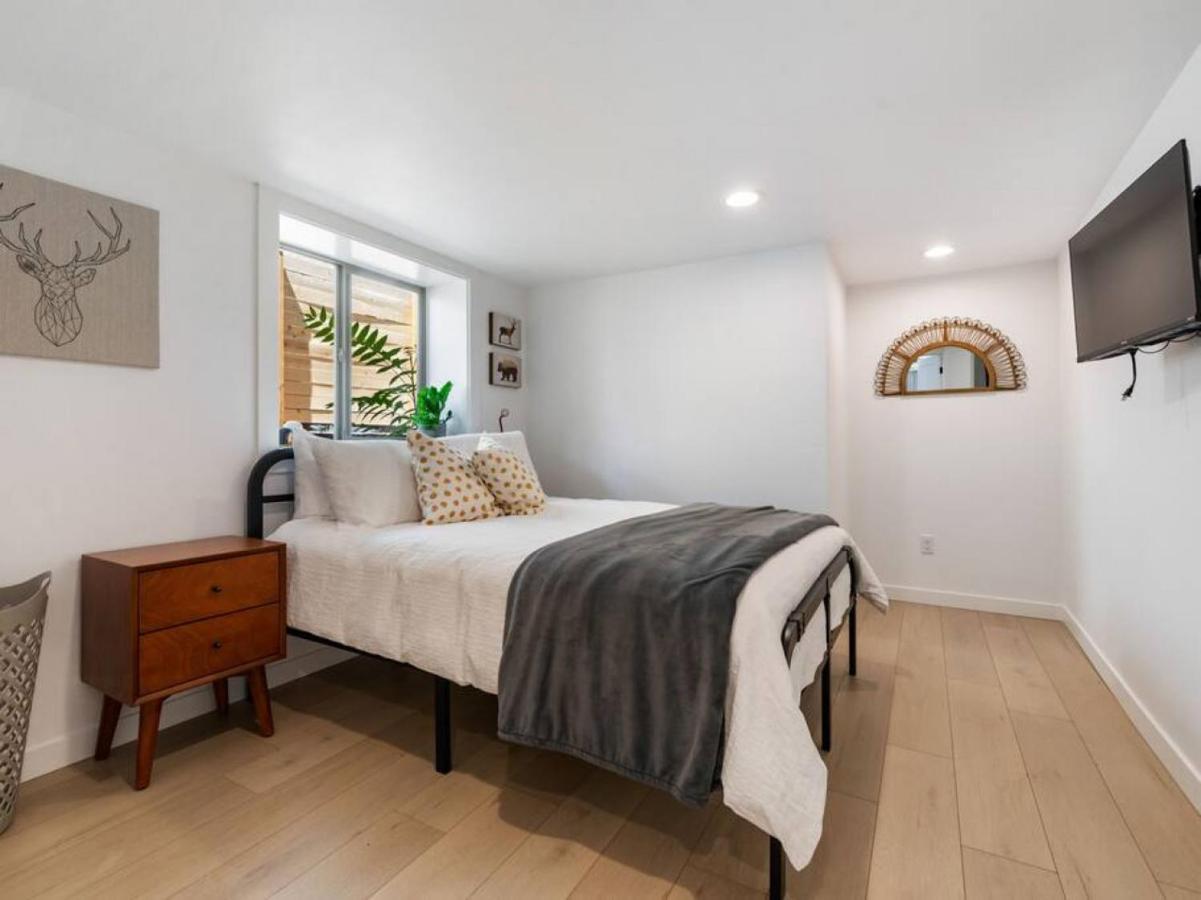 Apartment Renovated Hawthorne Retreat *